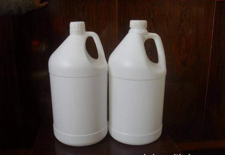  供应产品 沧县优派克塑料制品经销处 专业加工生产各种洗衣液瓶